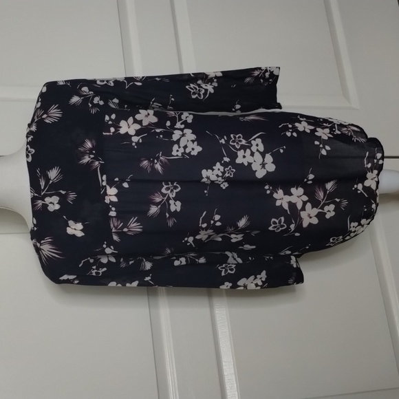 Lucky Brand peasant blouse navy floral ivory and pink 3/4 sleeve sheer v-neck sm - Picture 5 of 13